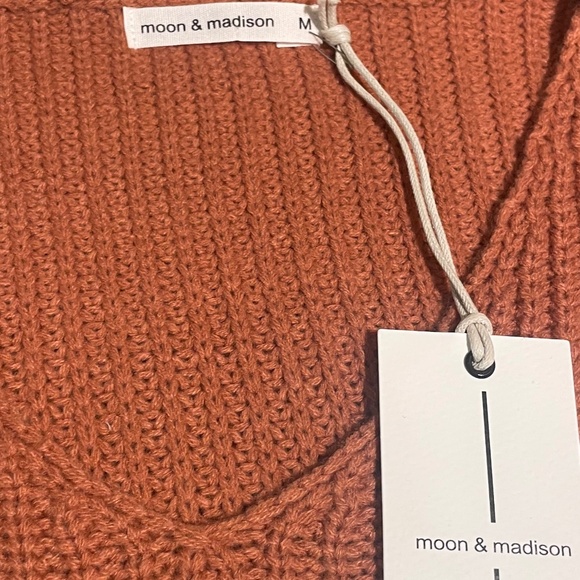 Moon and Madison Cropped Sweater - Picture 2 of 3